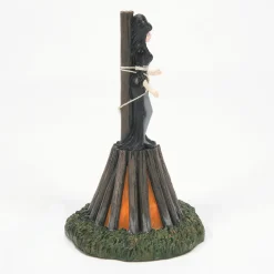 Elvira At The Stake Hot Properties Village