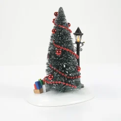 Hot Lit Christmas Vignette Village Accessories