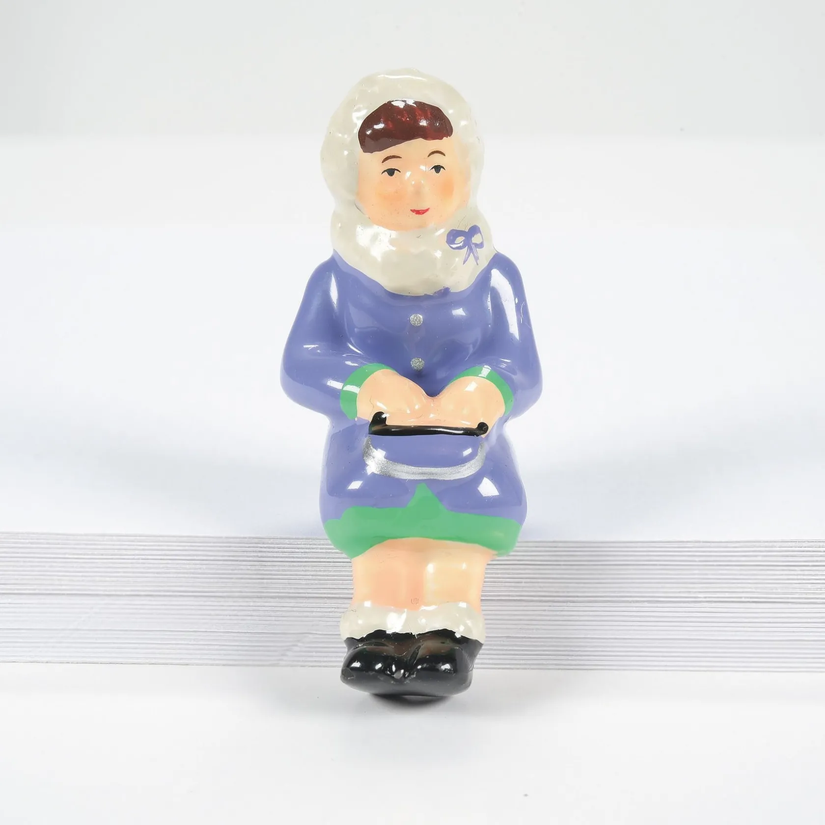 Sale Sitting In The Village The Original Snow Village