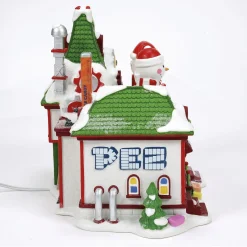 New The Imperial Palace Of PEZ North Pole Series